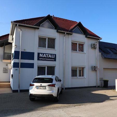 Natali Apartmanhaz Eger Exterior foto