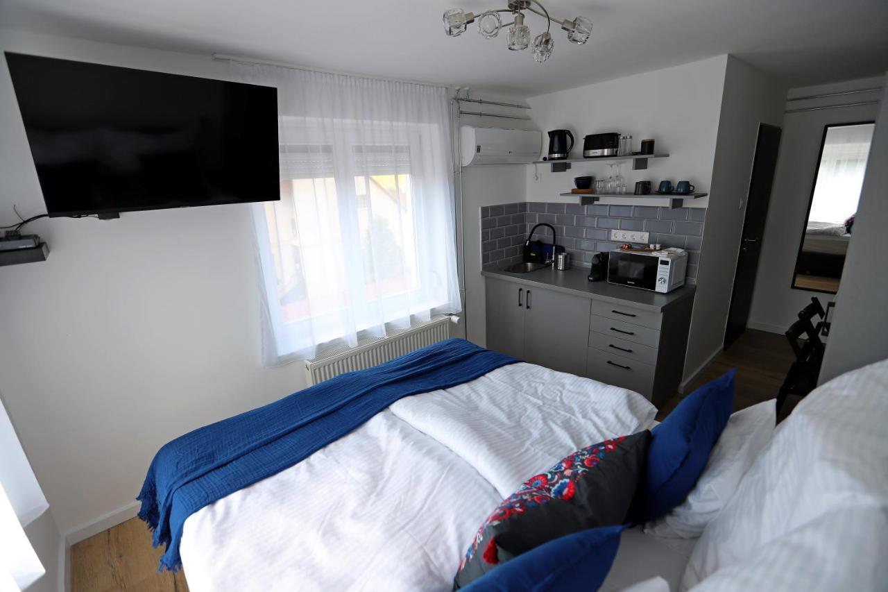 Natali Apartmanhaz Eger Exterior foto