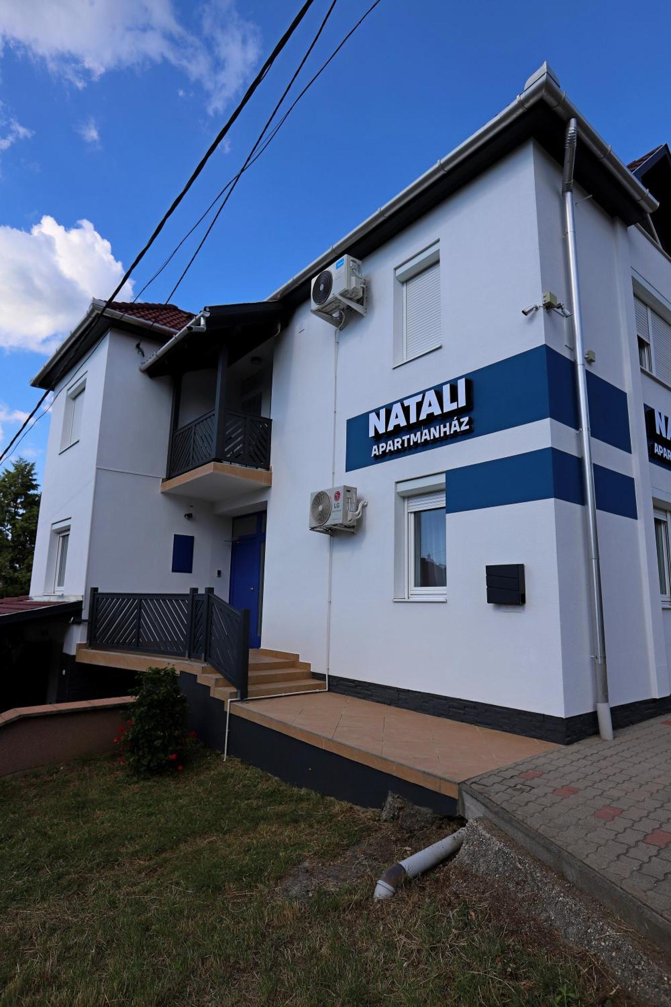 Natali Apartmanhaz Eger Exterior foto