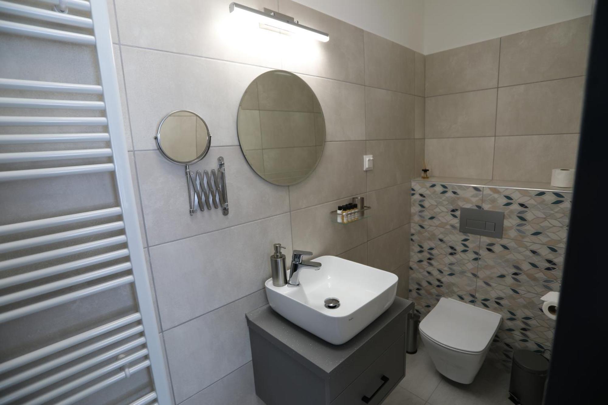 Natali Apartmanhaz Eger Exterior foto
