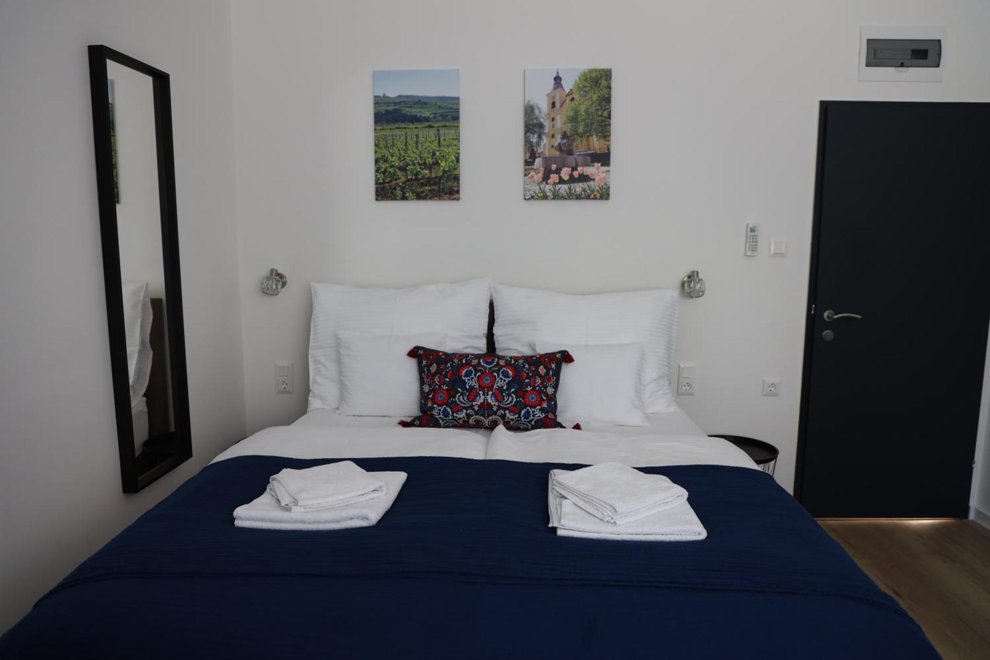 Natali Apartmanhaz Eger Exterior foto